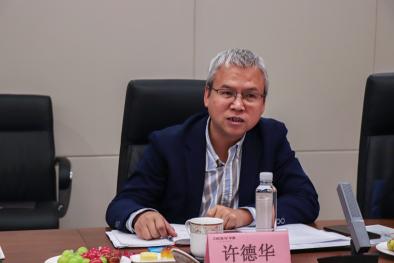 地大金沙js4399首页党委书记许德华介绍学院情况